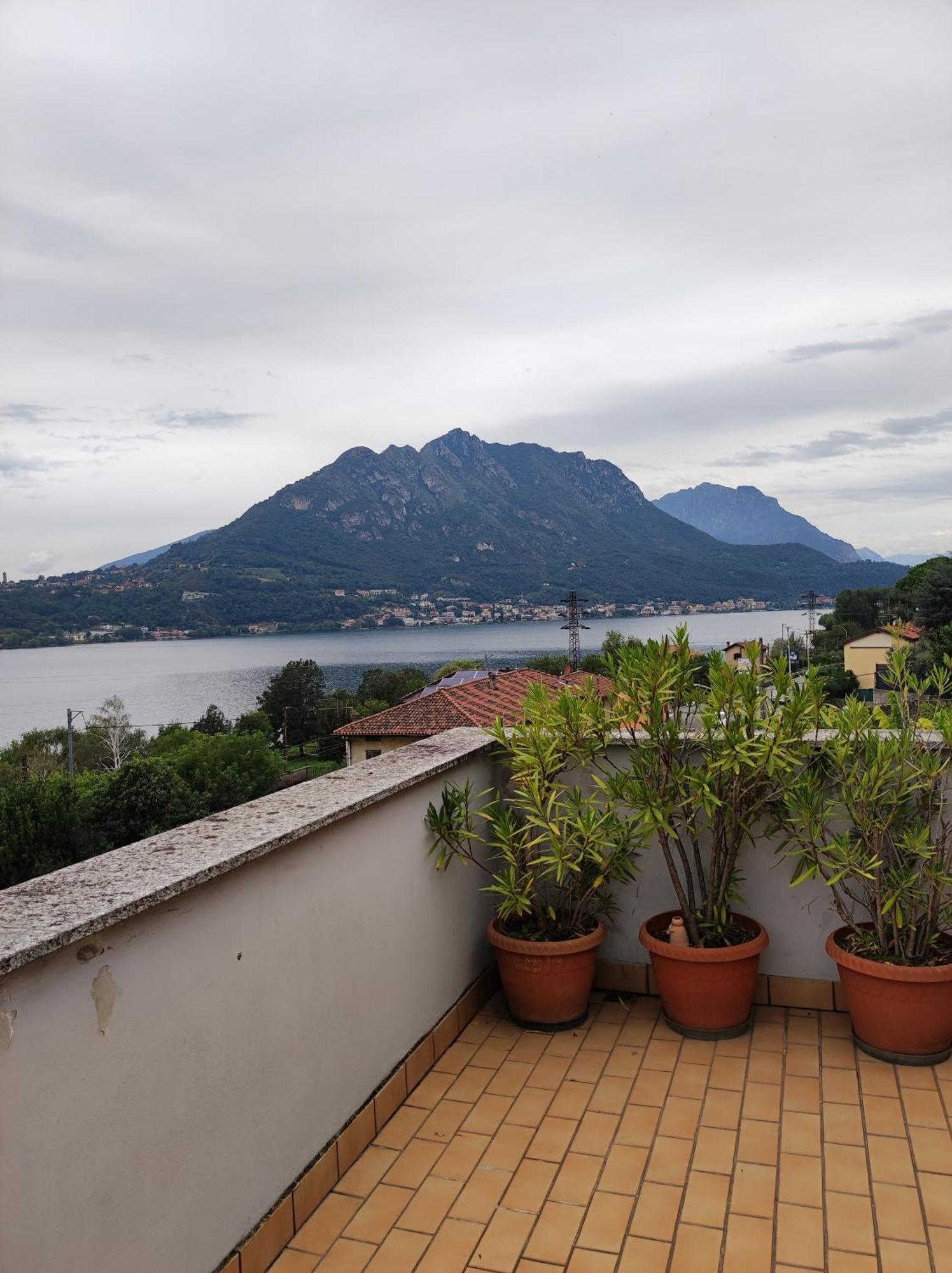 Terrazzo Sul Lago Lecco Kültér fotó