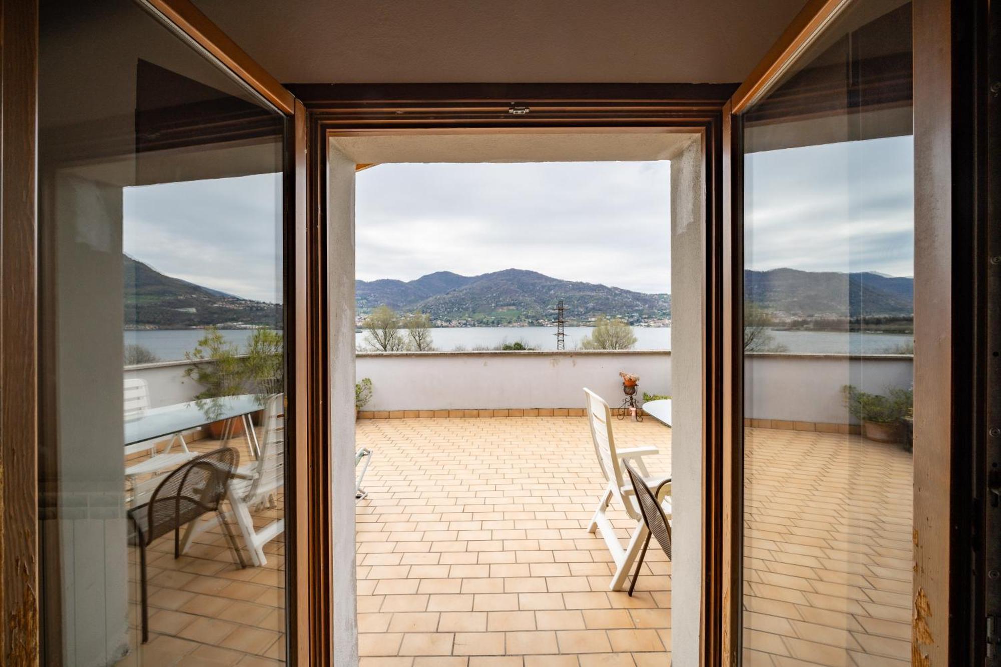 Terrazzo Sul Lago Lecco Kültér fotó